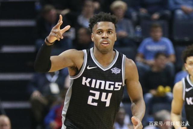 廖三宁20分北控险胜首钢 邹阳22+17福建负深圳