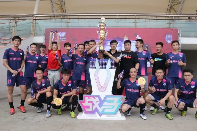 格林37分火箭大胜奇才4连胜 雄鹿逆转战胜76人