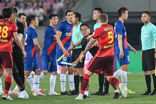 火箭轻取黄蜂重回西部第二 老鹰送森林狼3连败